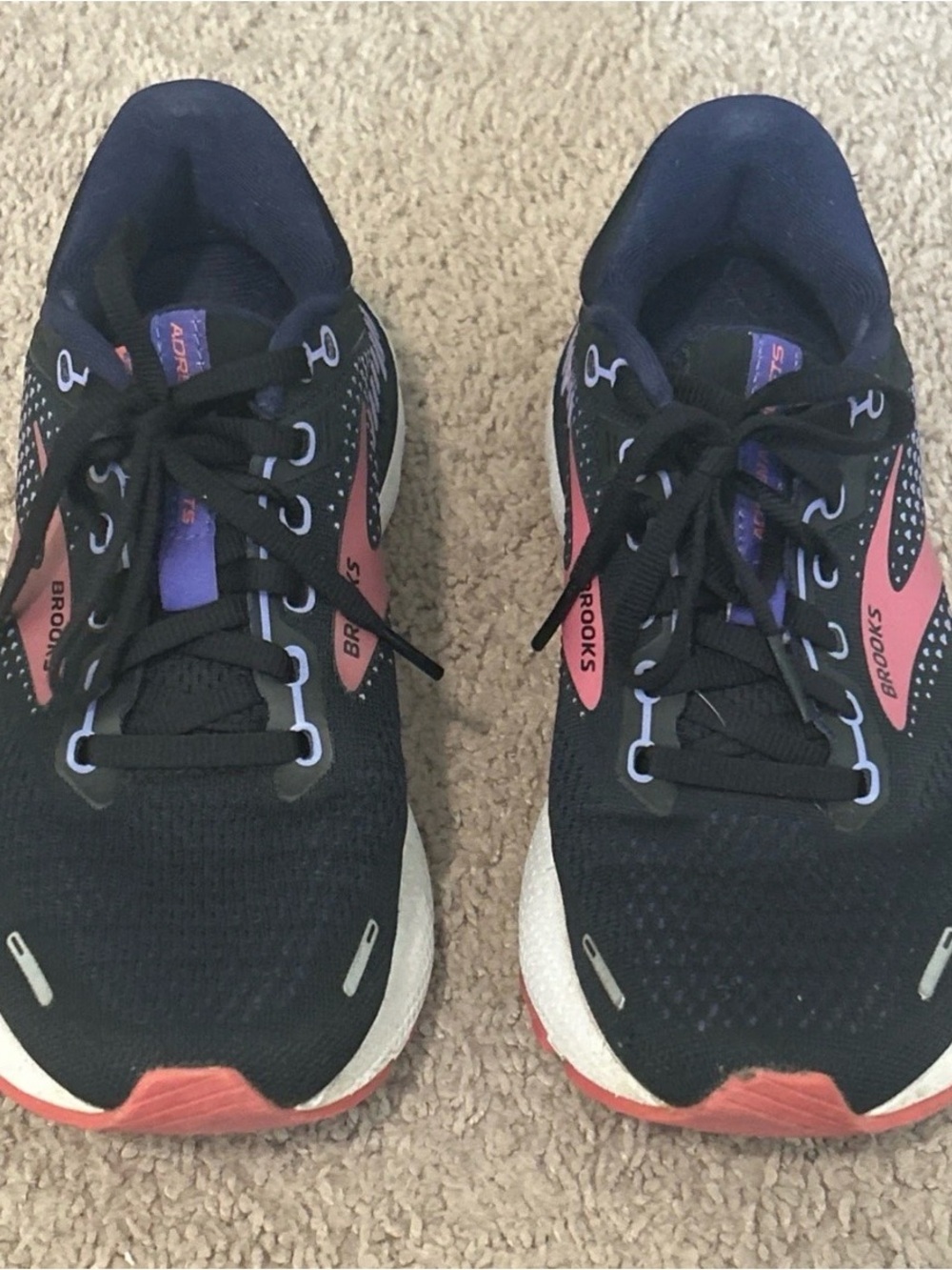 Brooks Adrenaline GTS 22 Women's Mesh Athletic Sneakers Black Purple Coral 7.
